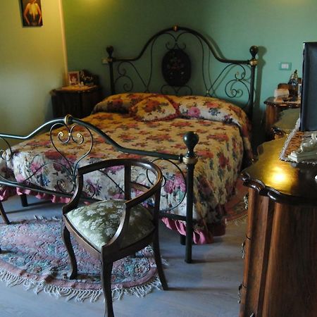 Villa Farfalla Bianca Виторкиано Екстериор снимка