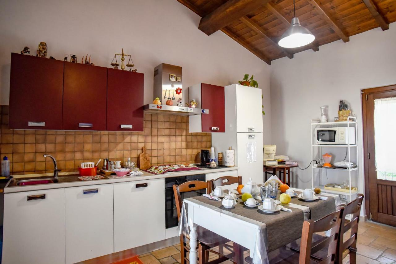 Villa Farfalla Bianca Виторкиано Екстериор снимка