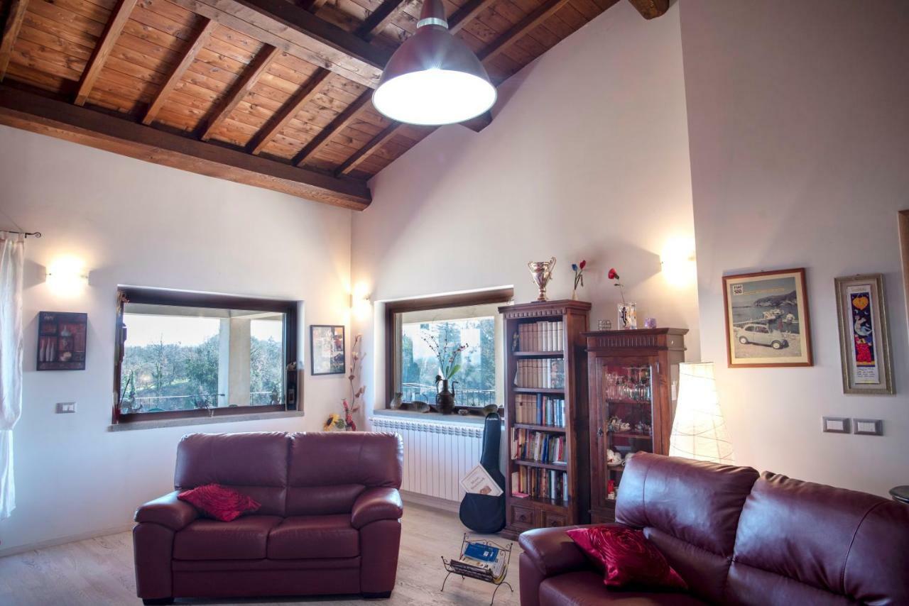 Villa Farfalla Bianca Виторкиано Екстериор снимка